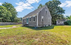 31 Park Drive, West Dennis, MA 02670