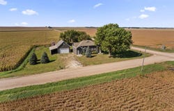 3203 300th Ave, Saint Edward, NE 68660