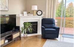 21895 NE HEARTWOOD Cir, Fairview, OR 97024