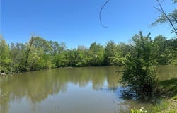 17 NE 465th Road, Warrensburg, MO 64093