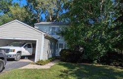 1272 Winding Way, Temperance, MI 48182-1249