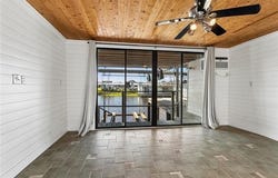 127 E HIGHWAY 22, Madisonville, LA 70447