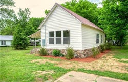 104 W Howard ST, Mansfield, AR 72944
