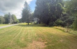 94 Neck Road, China, ME 04358