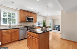 12805 GATEPOST CT, HERNDON, VA 20171