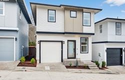 4055 SW McKinley St, Gresham, OR 97080