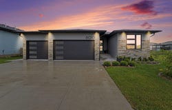 8010 Patrick Avenue, Lincoln, NE 68516