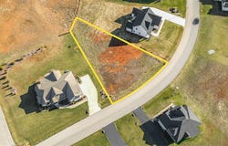9217 Poplar Grove Court, Bowling Green, KY 42122