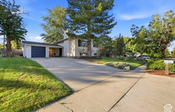 1520 E 7380 S, Cottonwood Heights, UT 84121