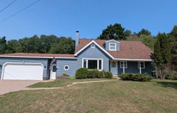 847 Silver Creek Road, Marquette, MI 49855