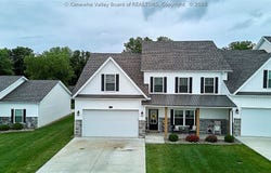 285 Steve Circle, Hurricane, WV 25526