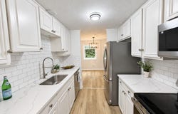 6 E Hayes Road, East Hampton, CT 06424