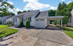 60 Gilbert Avenue, Hamden, CT 06514