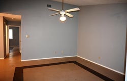 817 Lexington Rd, Elgin, TX 78621