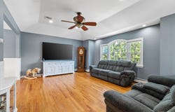16 Taft Avenue, Bethpage, NY 11714