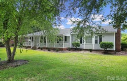 215 W Stevens Street, Kershaw, SC 29067