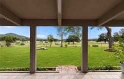 1892 Thunder Creek Road N, Utopia, TX 78884