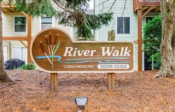 22252 Center Ridge Road, Rocky River, OH 44116