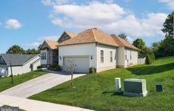 50 FOX RUN Road, HANOVER, PA 17331