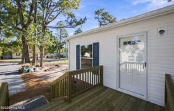 209 Sycamore Road, Southport, NC 28461
