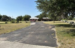 1419 W. Broadway, Eden, TX 76837