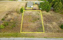 1045 Midway Road, Tool, TX 75143
