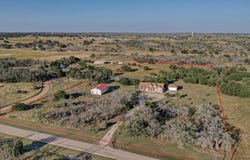 680 Windmill Ridge, Harper, TX 78631