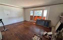 9805 S 4th, Inglewood, CA 90305