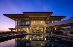 5416 Candlelight Dr, La Jolla, CA 92037