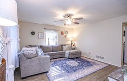 6510 Cherry Ct, Utica, KY 42376-9521