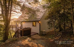 329 Deer Run Road, Deep Gap, NC 28618