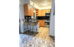 5274 W 25th Ln, Hialeah, FL 33016