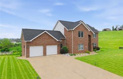 369 Durst Rd, Irwin, PA 15642