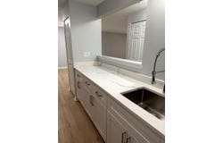 2 Mayfair Lane, Nashua, NH 03063