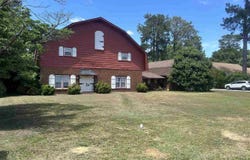 613 Arbor Dr, Florence, SC 29501-1908