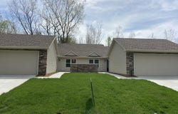 728 Violet Way, St. Joseph, MI 49085
