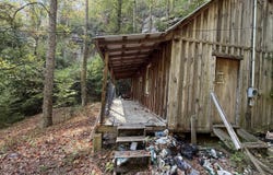 1435 Nada Tunnel Road, Stanton, KY 40380