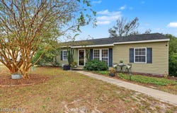 121 Freshwater Drive, Hubert, NC 28539