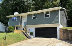137 Springlea Drive, Winfield, WV 25213