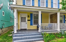 521 Monroe Avenue, Cape Charles, VA 23310