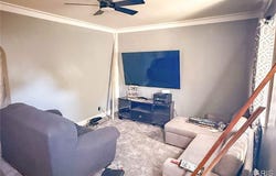 321 E Beecher Avenue, Jacksonville, IL 62650