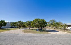 38 Mountain Laurel, Concan, TX 78838