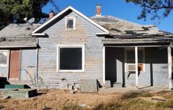411 Pine St, Beloit, KS 67420