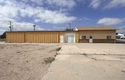 1506 E OVERLAND, Scottsbluff, NE 69361