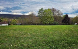 White Star Way, Jennerstown, PA 15547