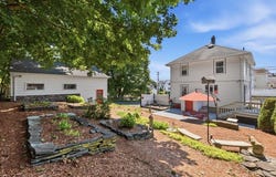 37 Bridge Street, Beverly, MA 01915