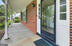 5 PENLAW Road, LAWRENCE TOWNSHIP, NJ 08648
