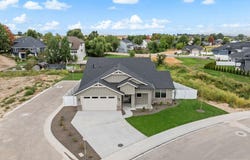468 W Millstone St, Middleton, ID 83644