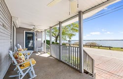 15 Shore Drive, Barrington, RI 02806