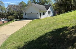 55794 Bel Haven, Bellaire, OH 43906